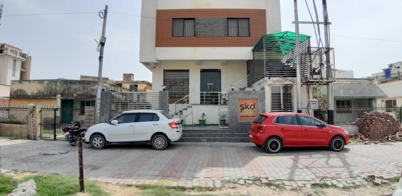 Hotel Sar Kamla Dham Skd Vrindavan Fully Vaccinated Staff Dış mekan fotoğraf
