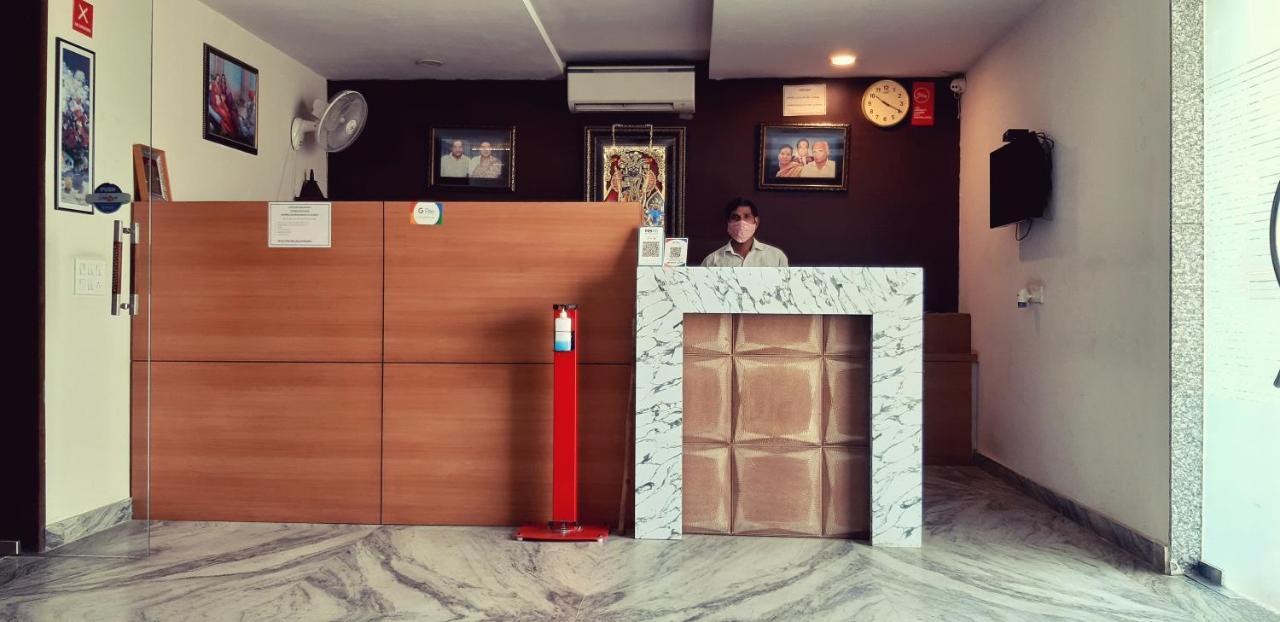 Hotel Sar Kamla Dham Skd Vrindavan Fully Vaccinated Staff Dış mekan fotoğraf