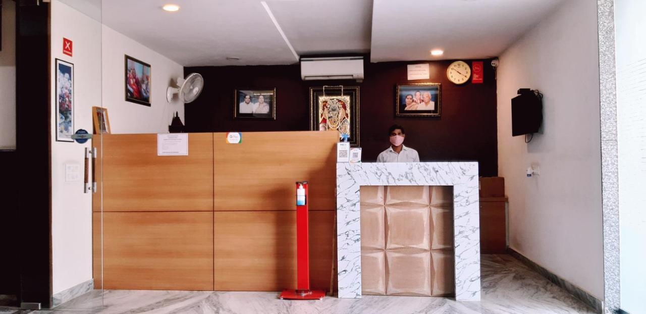 Hotel Sar Kamla Dham Skd Vrindavan Fully Vaccinated Staff Dış mekan fotoğraf