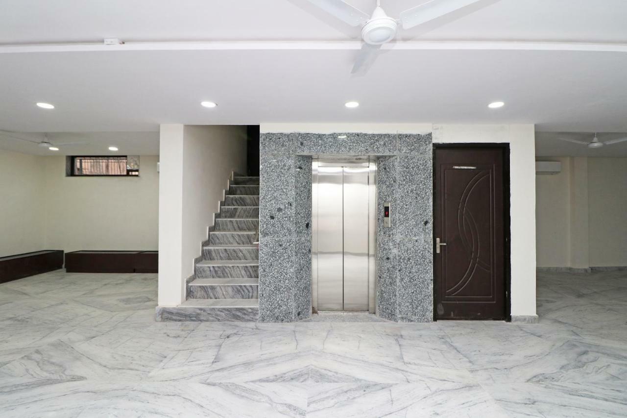 Hotel Sar Kamla Dham Skd Vrindavan Fully Vaccinated Staff Dış mekan fotoğraf